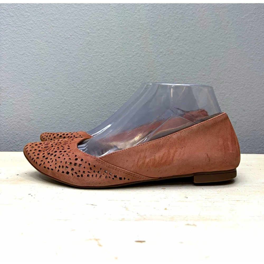 Vionic Pink Suede Cut-Out Carmela Perforated Pointed Flats 6